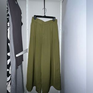 Olive green trousers!